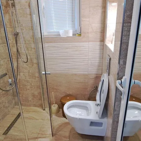 Apartment Moder And Old