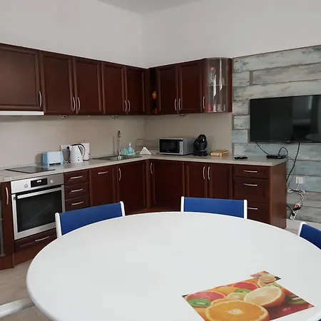 Apartment Moder And Old *