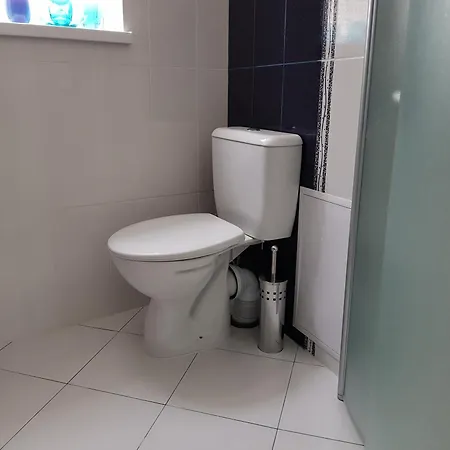 Moder And Old Apartmán