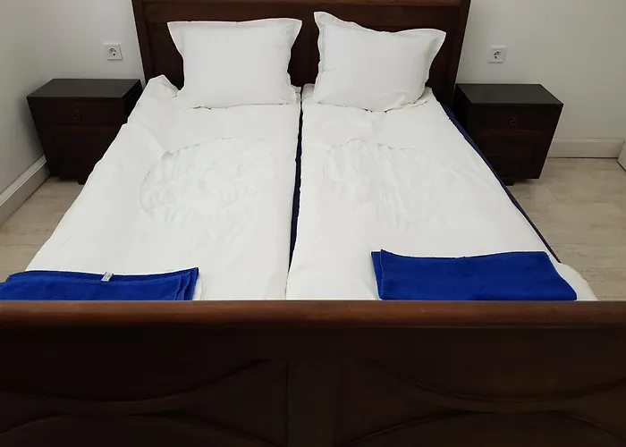 Moder And Old شقة *